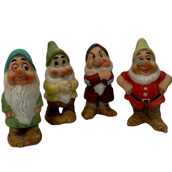 Vintage Disney Snow White Dwarfs Figurines Set of 4 Ceramic Korea 3” - Picture 3 of 7